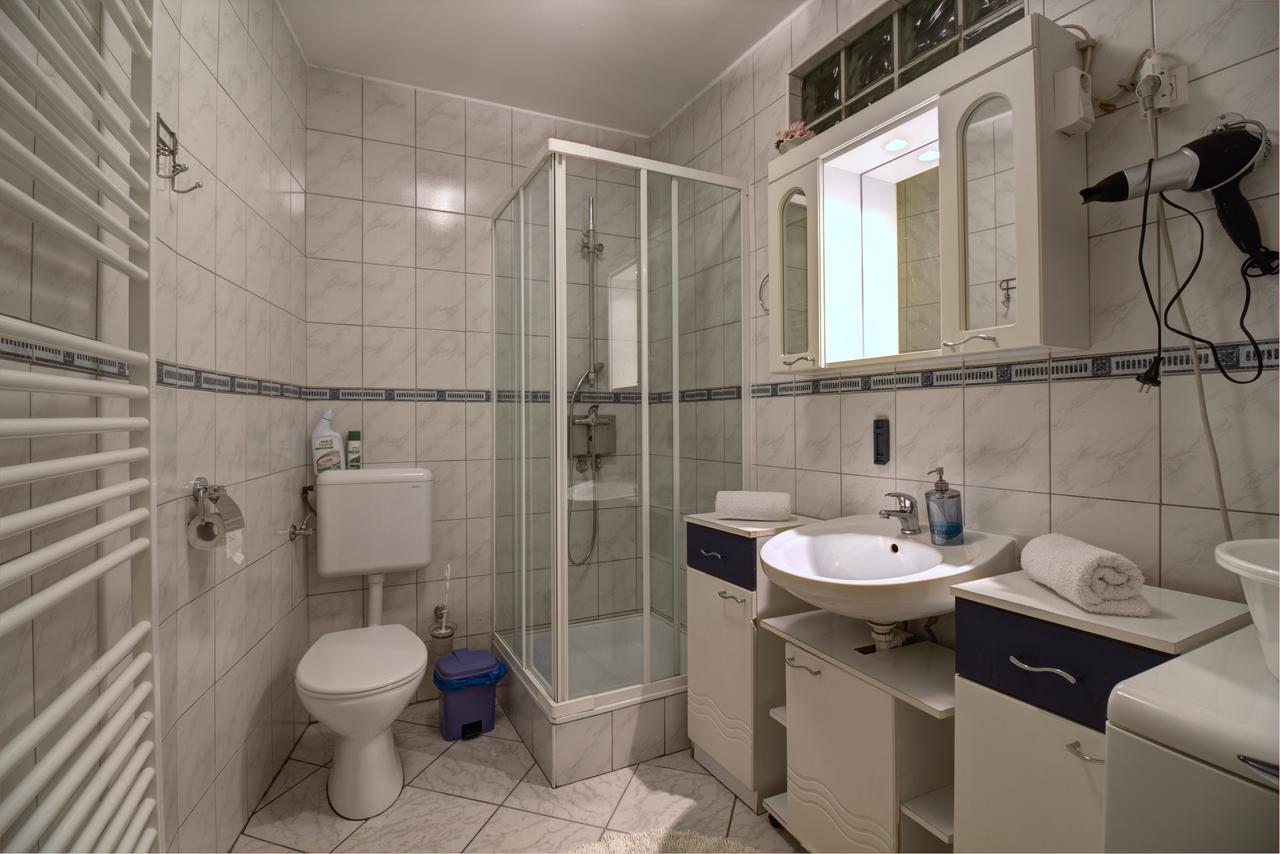 Oázis Apartman Eger Exterior foto